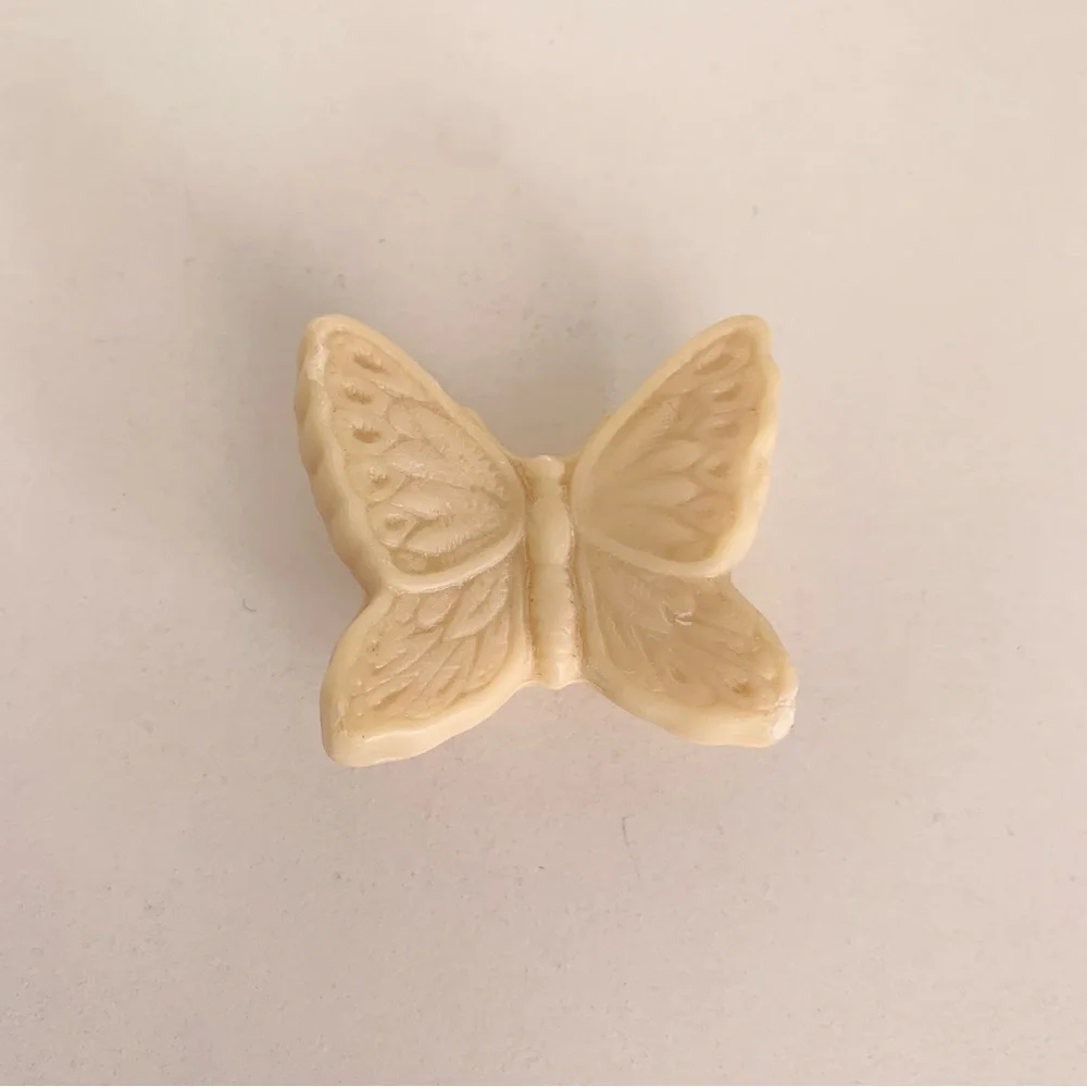 90’s Vintage butterfly decorative soap